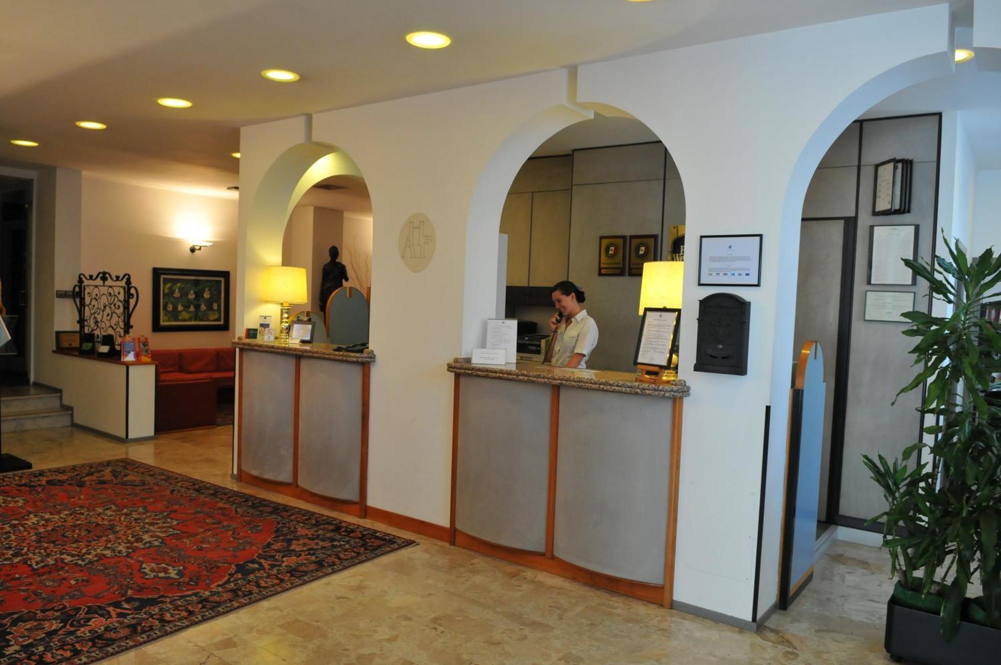 Hotel Al Fogher 3*